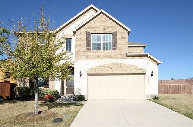 1st image of 704 Hobie Point Dr