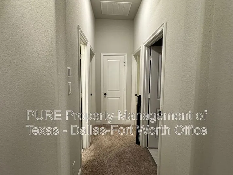 1612 Town Creek Cir — Photo 29