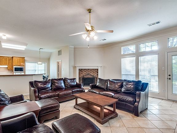 Light and bright and with a fireplace