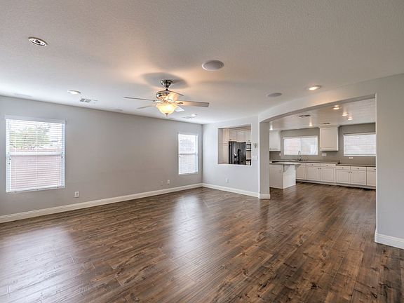 3rd image of 23 Fundy Ave