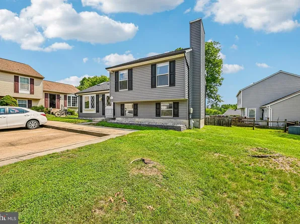 17 Chatterly Ct, Perry Hall, MD 21128