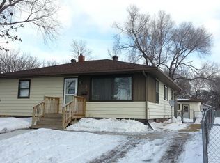917 29th St N, Fargo, ND 58102