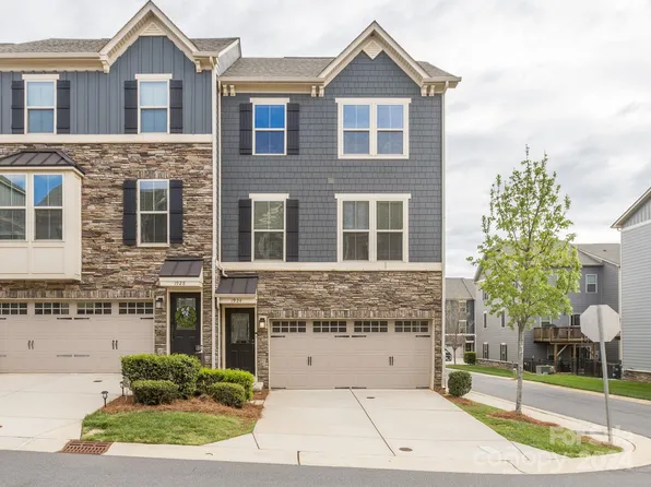 1924 Catkin Ln, Charlotte, NC 28205