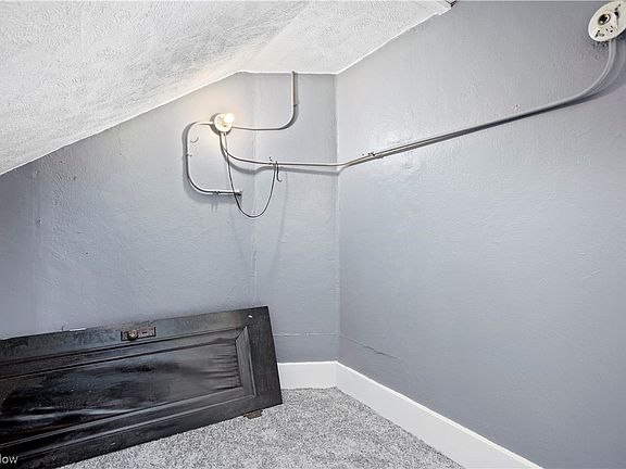 2nd image of 1701 W 22nd St