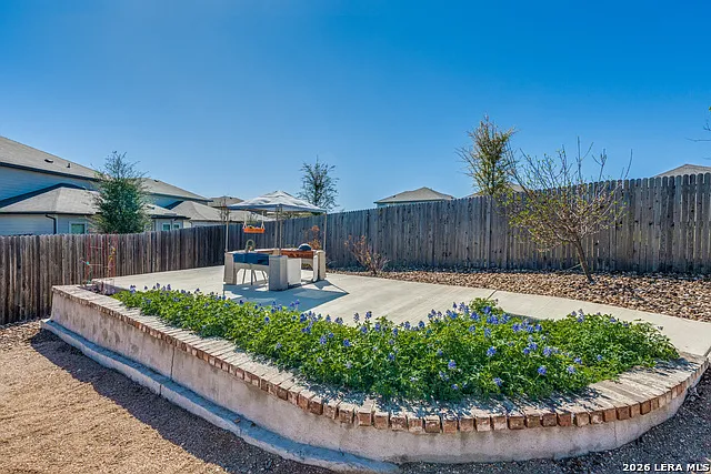 344 Quinton Bnd — Photo 32