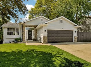 4956 4th St NW, Rochester, MN 55901
