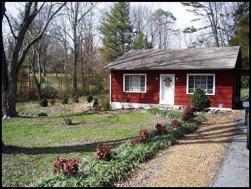 1st image of 1207 Woodcrest Dr