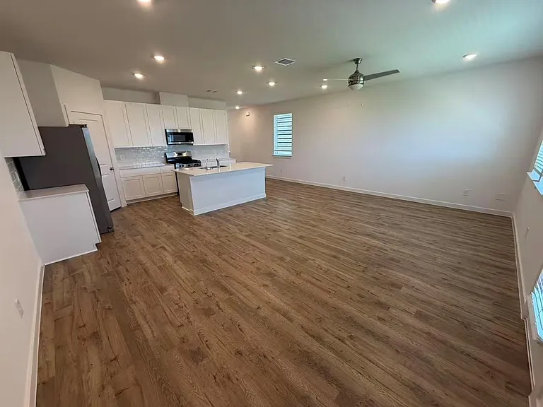 3539 Adelie Ln — Photo 8