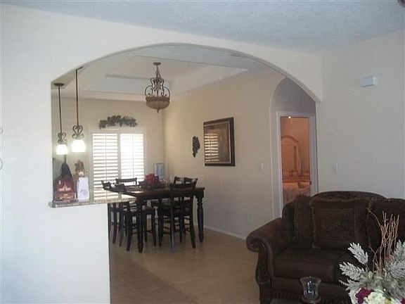 2nd image of 1212 Harvard Dr