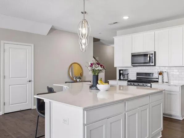 11335 Brookview Rd, Woodbury, MN 55129