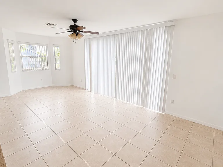 974 Caribbean Dr — Photo 2