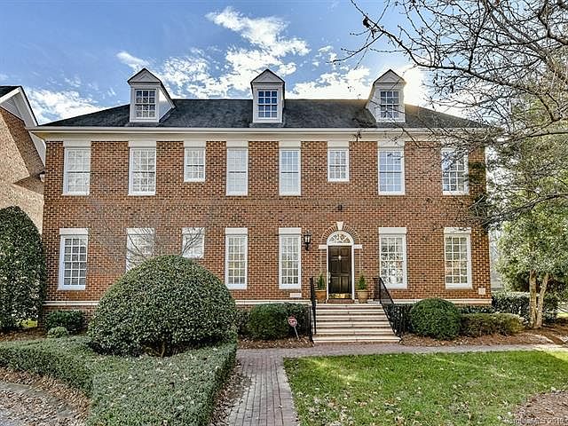 1st image of 5106 Oxford Crescent Ct