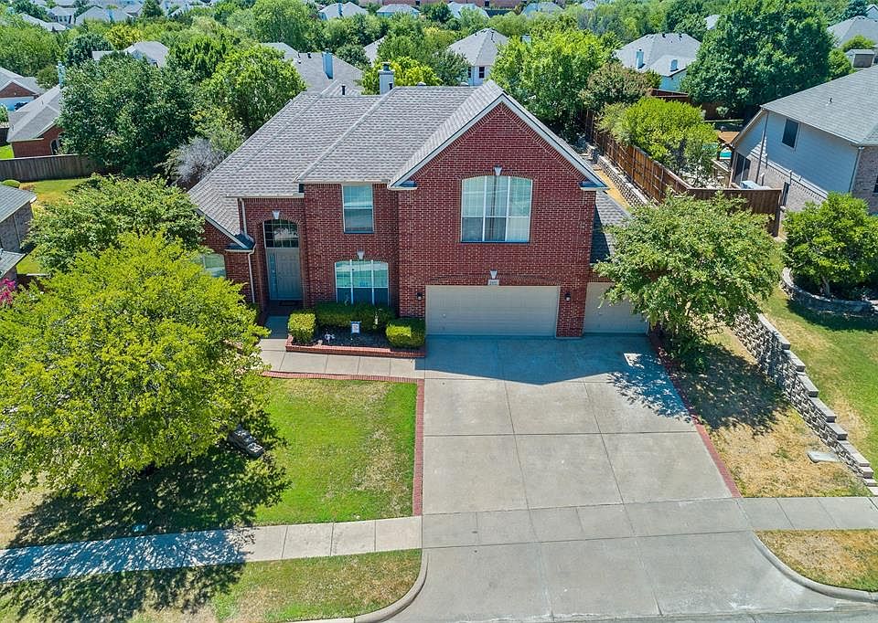 1st image of 2451 Whispering Breeze Dr