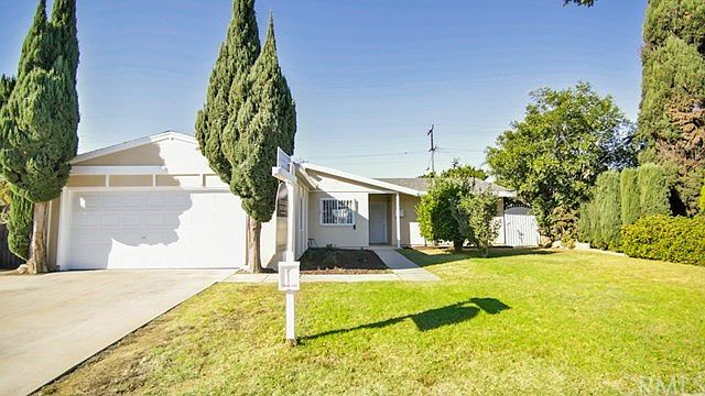 1st image of 19527 Dunbrooke Ave