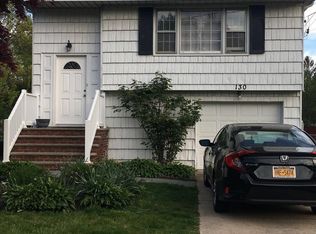 130 Liberty St, Deer Park, NY 11729
