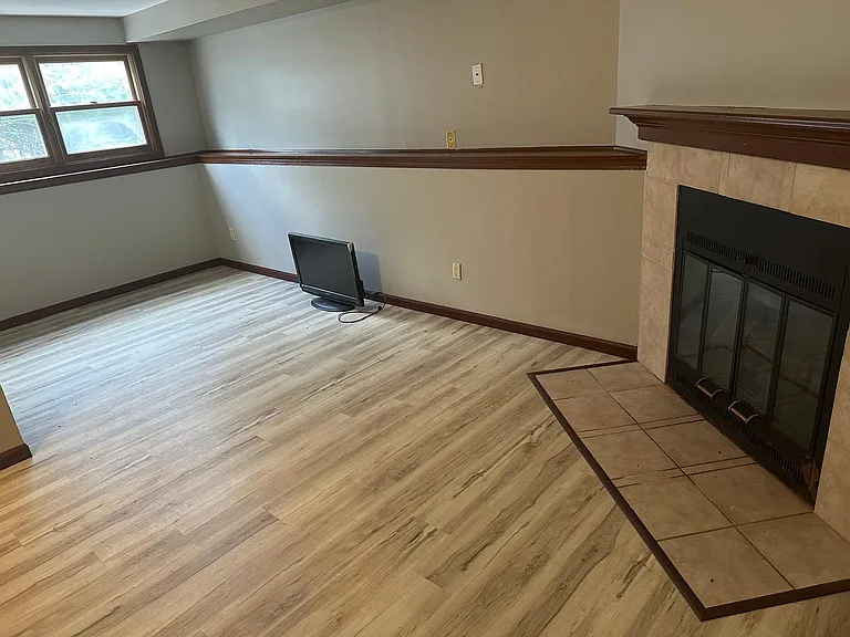 6817 Park Ridge Dr — Photo 8