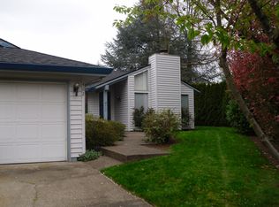 462 SW 121st Pl, Portland, OR 97225