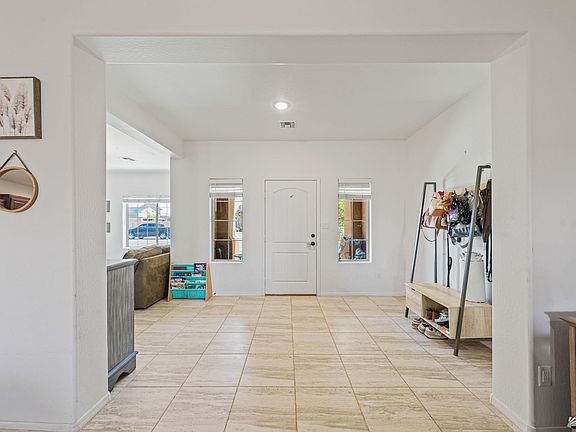 4th image of 5904 E 45th Pl