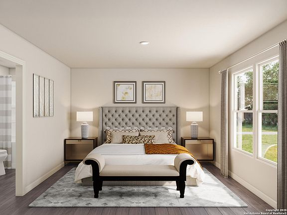 5th image of 305 Mariposa Circle