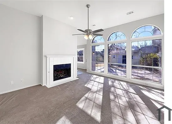 8402 Trail Lake Dr