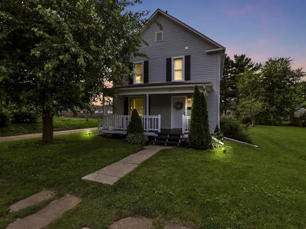 217 Cambria St, Newark, OH 43055