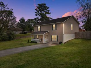 297 Parks Cir, Harrogate, TN 37752