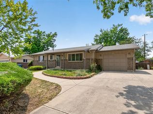 1833 S Carr St, Lakewood, CO 80232