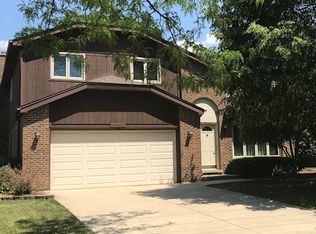 1227 N Itasca Rd, Addison, IL 60101