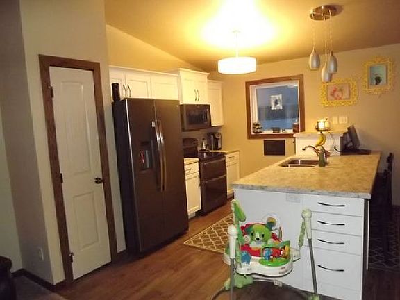 pantry, slate appliances 