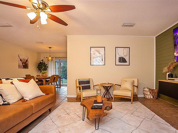 5th image of 734 NW 38th St