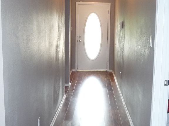 5th image of 206 Sylvan St
