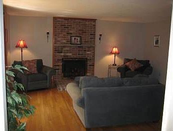 3rd image of 45 Storeybrook Dr