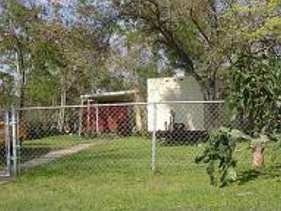 1st image of 101 Dix Dr