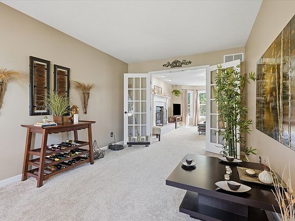 5th image of 1101 Ironwood Cc Dr