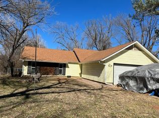 1124 W Preston Ave, Stillwater, OK 74075