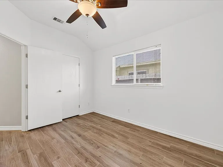 2314 Blue Star Dr — Photo 28