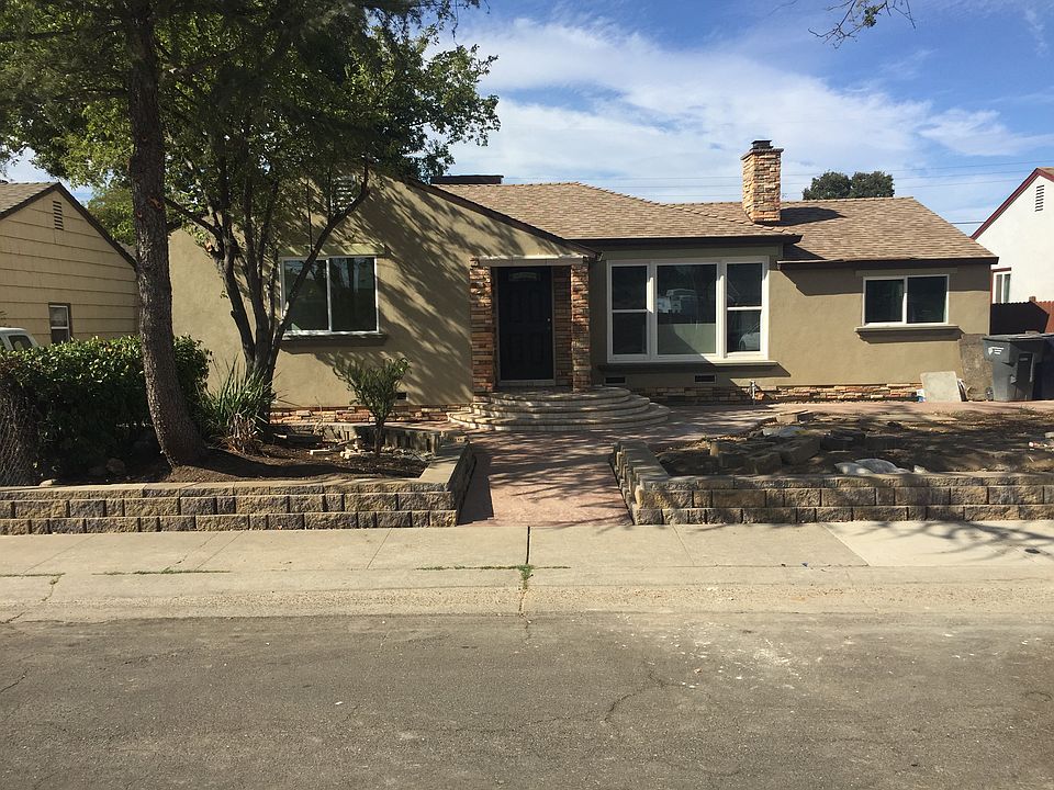 1st image of 1821 Oregon Dr