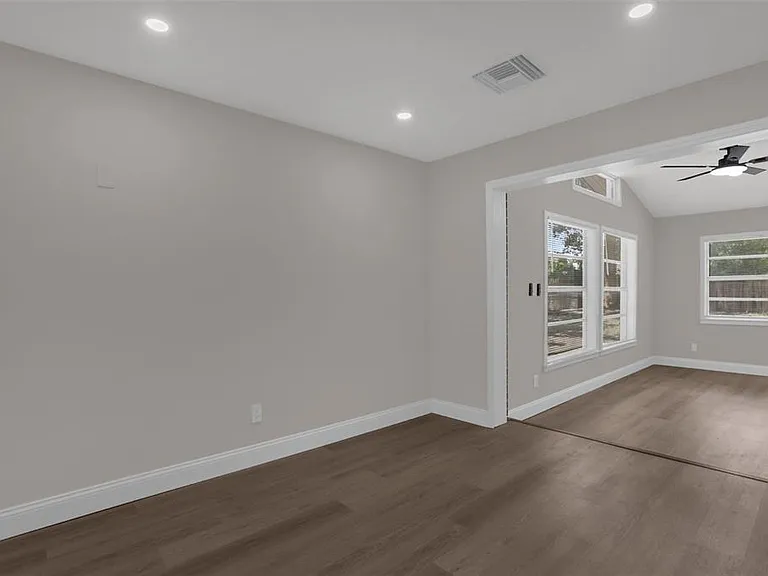 518 Lavon Dr — Photo 21
