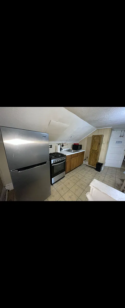Building Photo - 1431-33 Cottman Ave #3