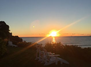 7 Howe Rd, Nahant, MA 01908