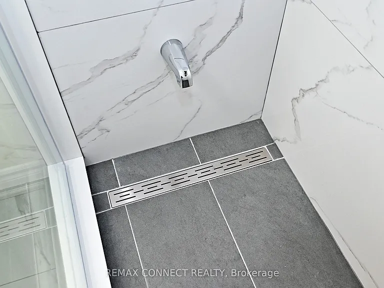 1788 Shelburne St — Photo 36