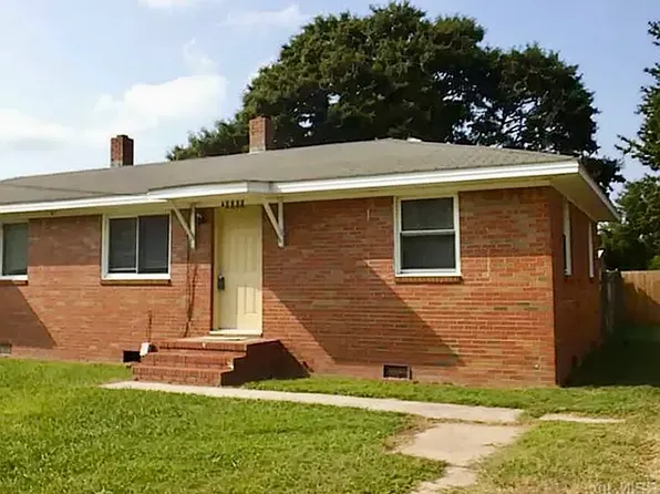 1316 Credle Rd #I1, Virginia Beach, VA 23454