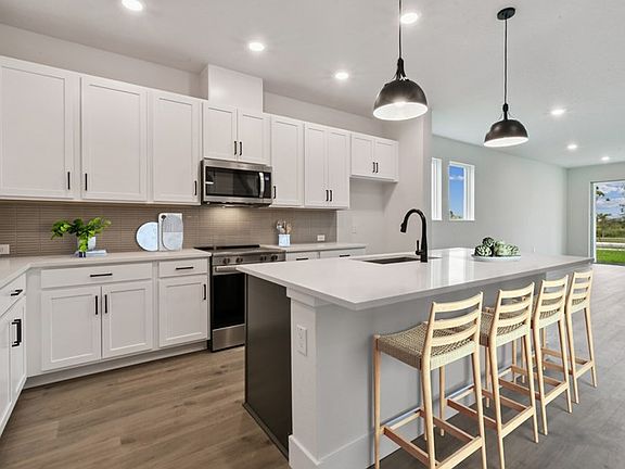 The Lauderdale - Kitchen