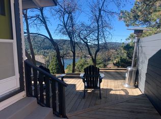 415 Darfo Dr, Crestline, CA 92325