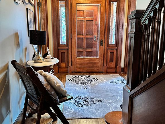 5th image of 1131 N Saint Joseph Ave