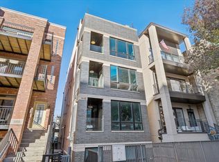 1448 W Chestnut St #3, Chicago, IL 60642
