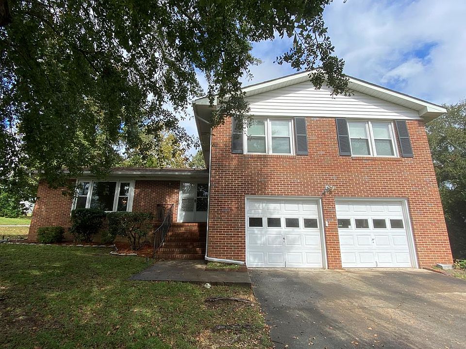 1st image of 3598 Westhampton Dr
