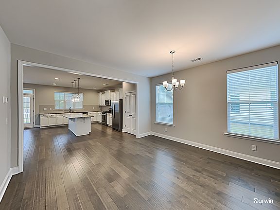 5th image of 135 Sago Ct