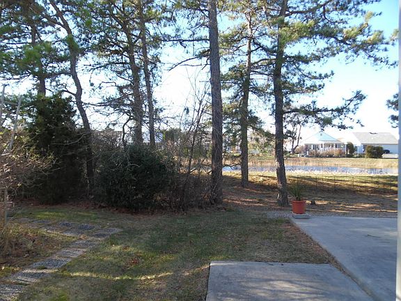 2nd image of 47 Stockport Dr