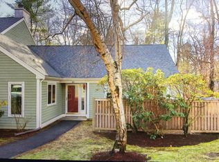 39 Fifer Ln, Lexington, MA 02420